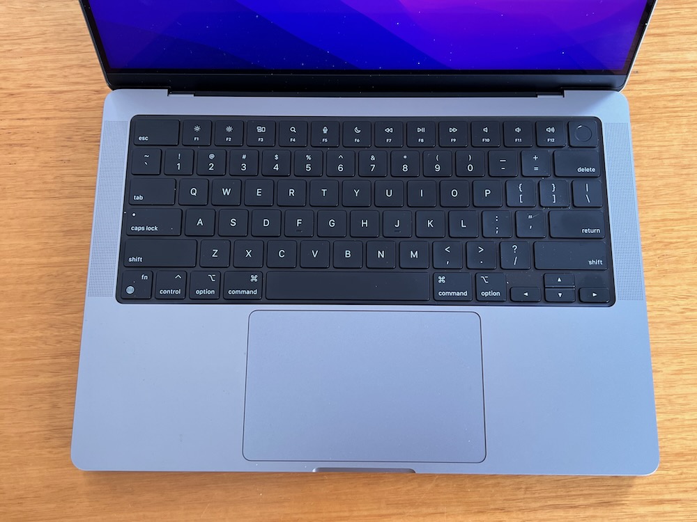 MBP14Review8